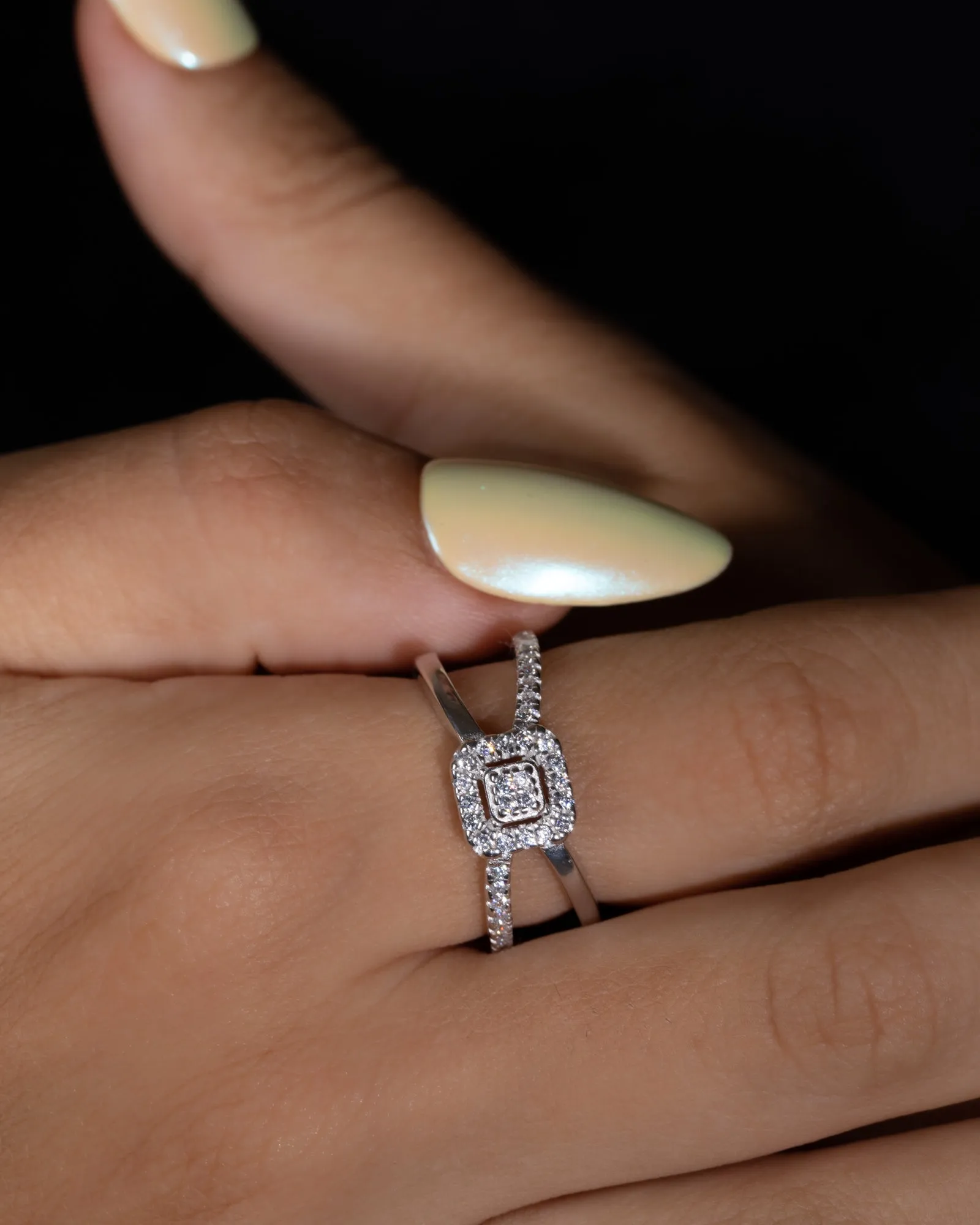 Square Zircon Double Layer R